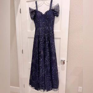 Jovani Size 10 Dark Blue Evening Gown